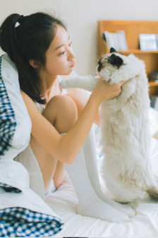爱上女朋友的闺蜜